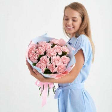 Букет из 15 розовых диантусов