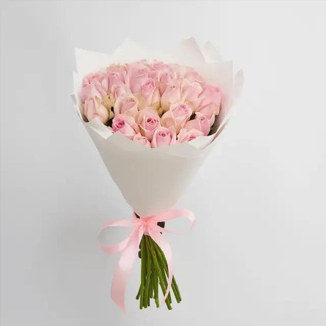 25 розовых роз Кения